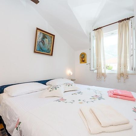 Apartment Julia ツァヴタット エクステリア 写真